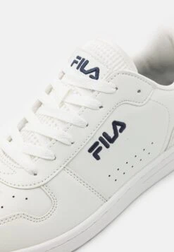 Fila Netforce UnisexSneakers BasseWhite Uomo Sneaker 1FI15O00R-A14 -Nike Sportswear Negozio 1bd2edbce472417fa843e8fe013d0f24 scaled