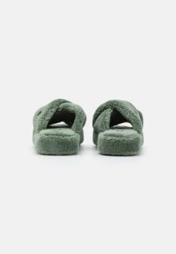 ESPRIT Pantofole - Green -Nike Sportswear Negozio 2c99506f419d4446917f5dfbcd783d7b scaled