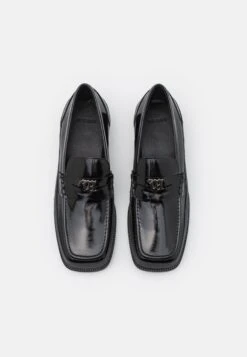MISBHV The Brutalist LoaferScarpe Senza LacciBlack Uomo Scarpe Basse M6T15C001-Q11 -Nike Sportswear Negozio 876d4d79b7c64c4f885107baa52c0628 scaled