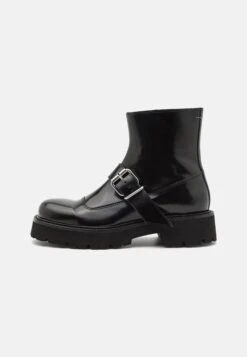 MM6 Maison Margiela StivalettiBlack Uomo Stivaletti/Stivali MMA12K005-Q11