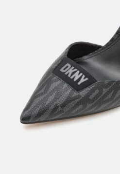 DKNY Carlene - Decolleté - Black -Nike Sportswear Negozio a47bbac968b24efc8509e96cdf77e5d0 scaled