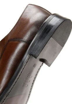 Stringate ElegantiBrown Uomo Scarpe Eleganti D5H12K00D-O11 -Nike Sportswear Negozio be20bbf0c009429cbead8600fe1dd5dc