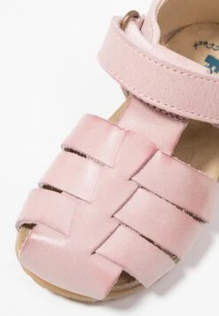 AlbyScarpe Primi PassiRosa Bambini Sandali FC413F006-J11 8 AlbyScarpe Primi PassiRosa Bambini Sandali FC413F006-J11 -Nike Sportswear Negozio c4c65992331d4a189b872a989dde3c23