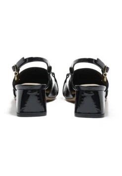 RIVER ISLAND DecolletéBlack Donna Scarpe Con Tacco RI911A12K-Q11 -Nike Sportswear Negozio cc2d2a54abed494e837c93572dbd3d68 scaled